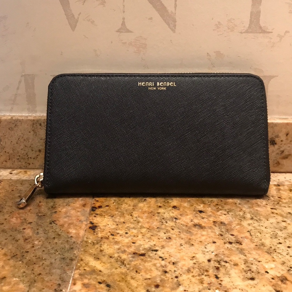 Henri Bendel Black Saffiano Leather Wallet
